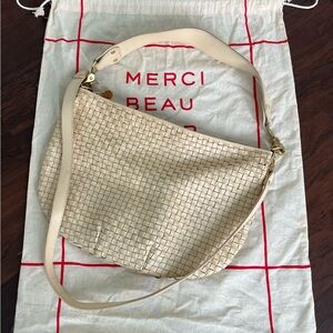 Clare V Moyen Messenger, Cream